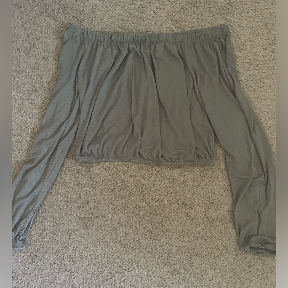 H&M Divided green off the shoulder long sleeve shirt